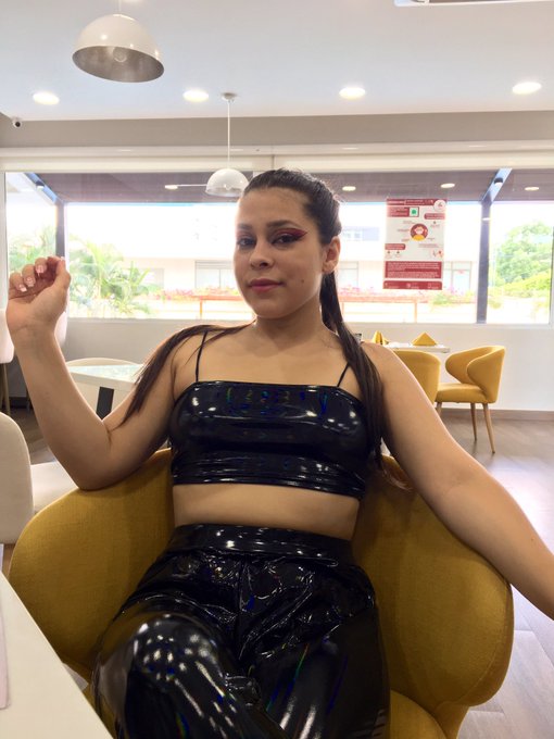 S&iacute;gueme ✅ Dale Favorito ❤️ Regalame un Retwittear🔃 S&iacute;ganme en mi onlyfan. https://t.co/BVgbaYxjLV   <a href="/tag/goodgirls"class="tags"><span>#goodgirls</span></a><a href="/tag/kinkygirl"class="tags"><span>#kinkygirl</span></a><a href="/tag/onlyfanslatinas"class="tags"><span>#onlyfanslatinas</span></a>