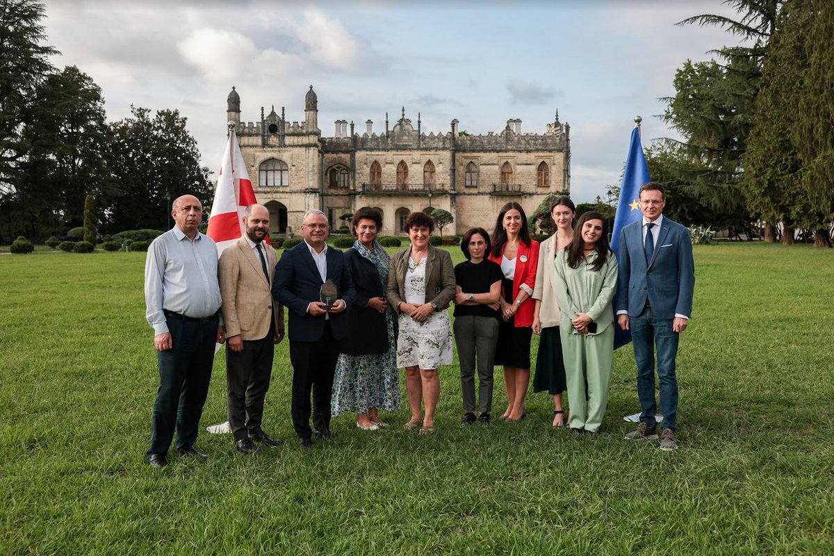 EUinGeorgia's tweet photo. A major opportunity for #Zugdidi, which just won the #EU4Culture grant call. The municipality will receive up to EUR 300 000 to implement the new Cultural Development Strategy.

Find out more: https://t.co/Z30wLqNXr5

#EU4Georgia https://t.co/eBwvEsT54v