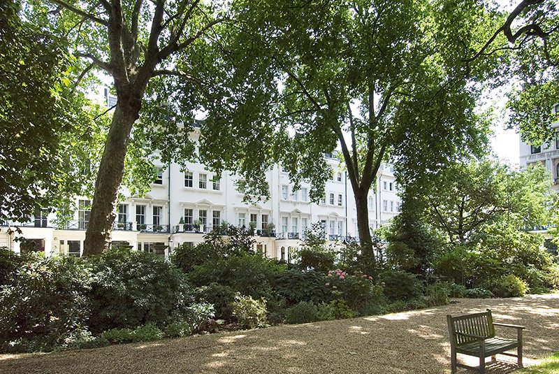 KayeandCarey's tweet photo. 🏡 Garden Square of the week: Ennismore Gardens, SW7
For help and advice moving please contact us…
#estateagents #property #garden #EnnismoreGardens #Knightsbridge #kayeandcarey #realestate #gardensquare #TheSecretGarden #localknowledge #knowyourmarket #trustedadvisor https://t.co/R1mbiV0SgB