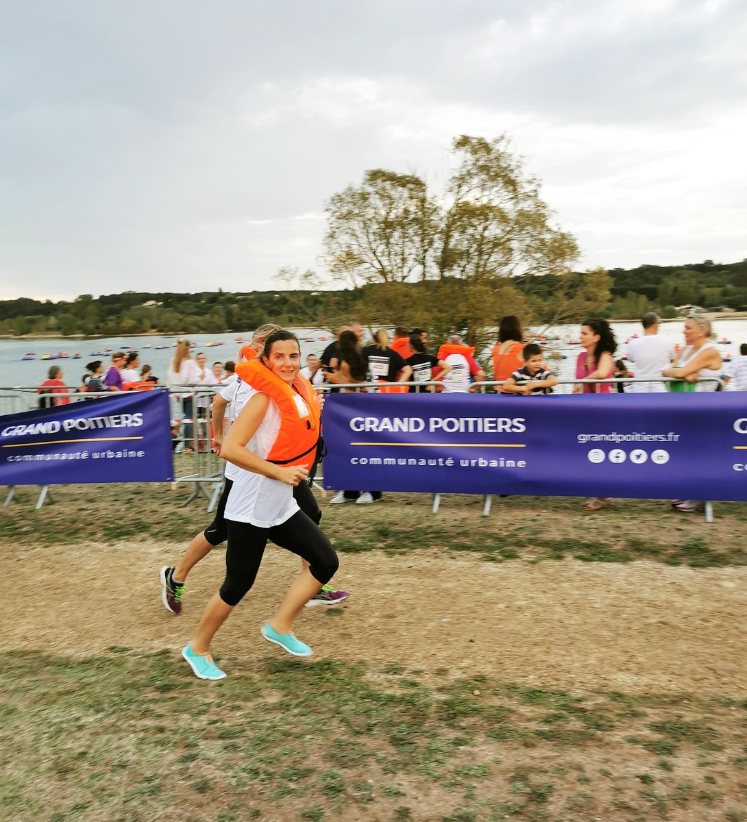 Epfna's tweet photo. [ 📸 retour en images ] 👏👏 Un grand bravo aux 6 #équipes participantes du #défi inter - #entreprises 2022 qui ont aujourd'hui bien récupéré de leur #course 😉 💪 Félicitations à notre équipe #féminine qui termine 18e au classement sur 62 équipes ! https://t.co/5LkUSY2vle