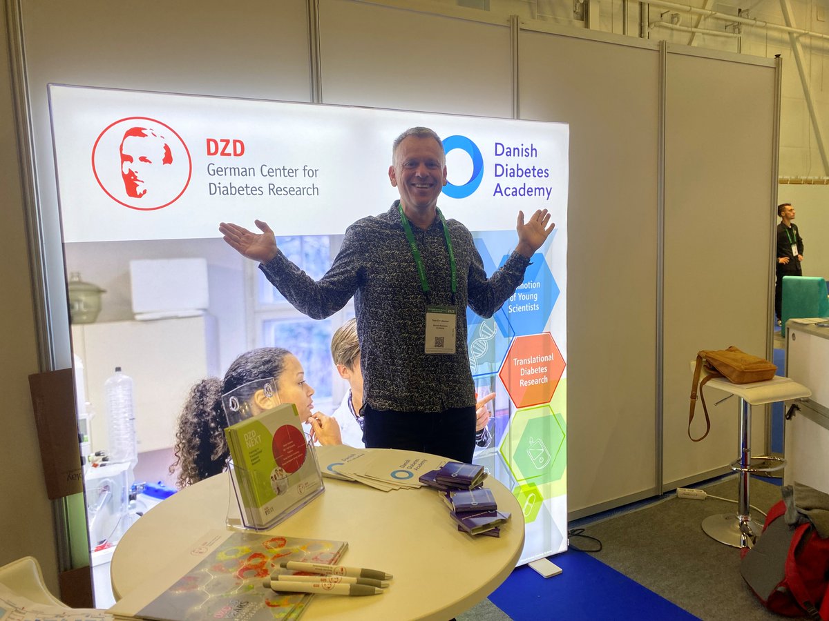 @DDA_Denmark and <a href="/DiabResearch/">Deutsches Zentrum für Diabetesforschung (DZD)</a> are sharing a booth at #EASD2022 - visit us and hear the latest news on educational and networking events. nb/ there are plenty of coffee opportunities offered by  AZ, Abbot and others five meters from us :). #DDA_networking