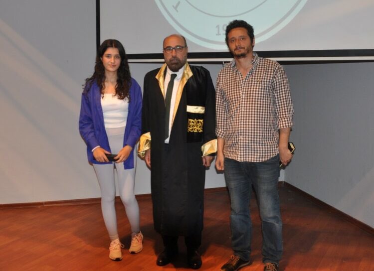 Sevgili Öğrencilerimiz;
Radyo Televizyon ve Sinema Bölümümüze hoş geldiniz. ✨

Fakültemizdeki güçlü öğretim üyesi kadromuzla size en iyi eğitimi vereceğimize inanıyoruz. Birlikte çok güzel çalışmalar yapacağımıza eminiz.

Sizlere öğrenim hayatınızda başarılar diliyoruz. 🍃