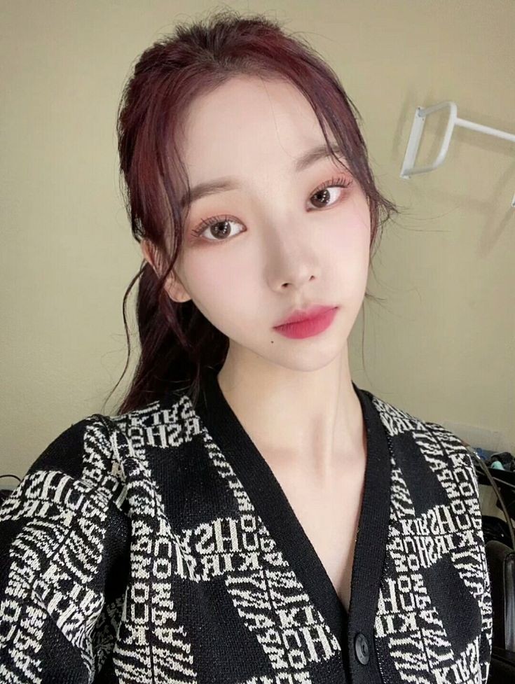 sienmalara's tweet photo. loving yourself starts with liking yourself, which starts with respecting yourself, which starts with thinking of yourself in positive ways, alias kangen kamu. https://t.co/2wPACTksDm