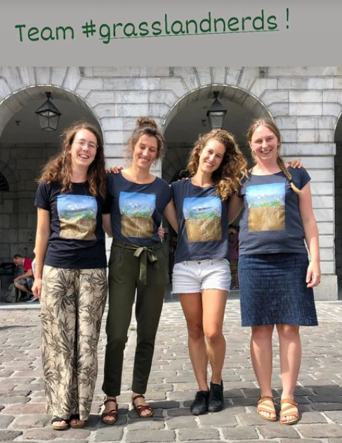 ForNaLab's tweet photo. Our #grassland nerds received prices at #edgg! 🌻
Jorunn Dieleman and @iris_moeneclaey for their presentations 👏
Ellen Devrieze for her poster 👏
Wauw congrats! 🎉🥳 https://t.co/fnl235jSBm