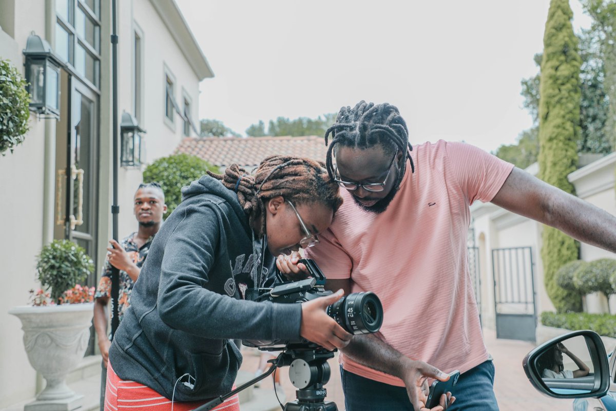 WakeUpSade's tweet photo. This moment will be a story someday.

#wakeupsade #comingsoon #directing #filmmaking #filmproduction #wearebtmp #acting #cinematography #filmmaker #blacktaxmotionpictures https://t.co/Nxz2Ma2naF