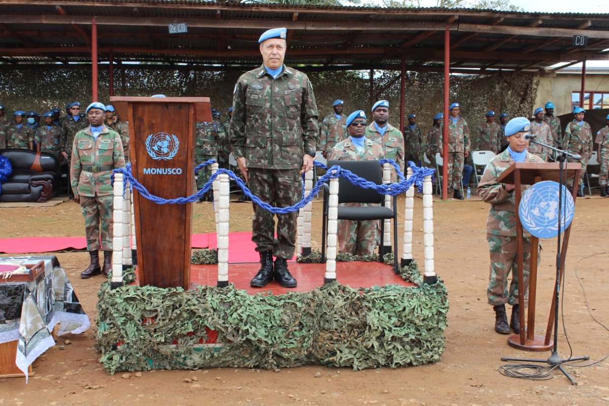 SANDF_ZA's tweet photo. READ || 21 SA Infantry Battalion and Tactical Intelligence Unit members deployed in the #DRC, were issued the #UN Medals after 12 months of service within the UN Stabilisation Mission in Congo (MONUSCO), as part of the Mission’s FIB.

https://t.co/Uixre4iylg

#SANDF
#RSABATT https://t.co/rUN5B3Kewq
