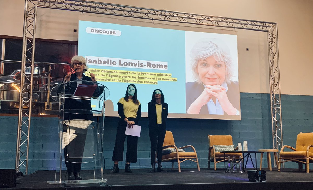 Sandrine___Ada's tweet photo. Quand la Ministre Chargée de l’Egalité entre les femmes et les hommes de la diversité et de l’Egalite des chances
Non seulement te cite dans son discours d’entrée mais en plus te félicite ‼️
🙏🏾🙏🏾🙌🏾 @SocialBuilder
#womanInDigital #womenintech #transfoNum #mbadmb # https://t.co/UvPWNV026R