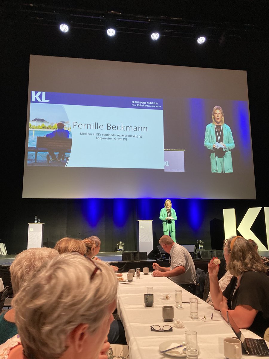 NB-Kommune (@nb_kommune) on Twitter photo En af landets fremtrædende V-politikere og KL-politikere <a href="/PernilleBeckman/">Pernille Beckmann</a> åbner #KLÆldre i Odense med ønske om flere frihedsforsøg på ældreområdet.
@kommunerne #Ældrepol En af landets fremtrædende V-politikere og KL-politikere <a href="/PernilleBeckman/">Pernille Beckmann</a> åbner #KLÆldre i Odense med ønske om flere frihedsforsøg på ældreområdet.
@kommunerne #Ældrepol