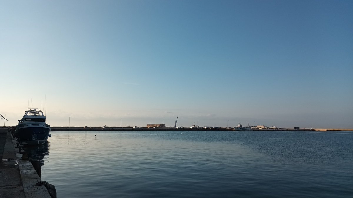laurarzugasti's tweet photo. B días desde #LaRápita, hoy comienza el #Forocientífico de la #pesca en el #Mediterráneo.
Un momento crucial con reducción de desembarcos y flota, falta de relevo generacional y la necesidad de transitar hacia la sostenibilidad.
#Opp67 @escantlham
@UA_Universidad @ajlarapita https://t.co/5UFEwJZHDA