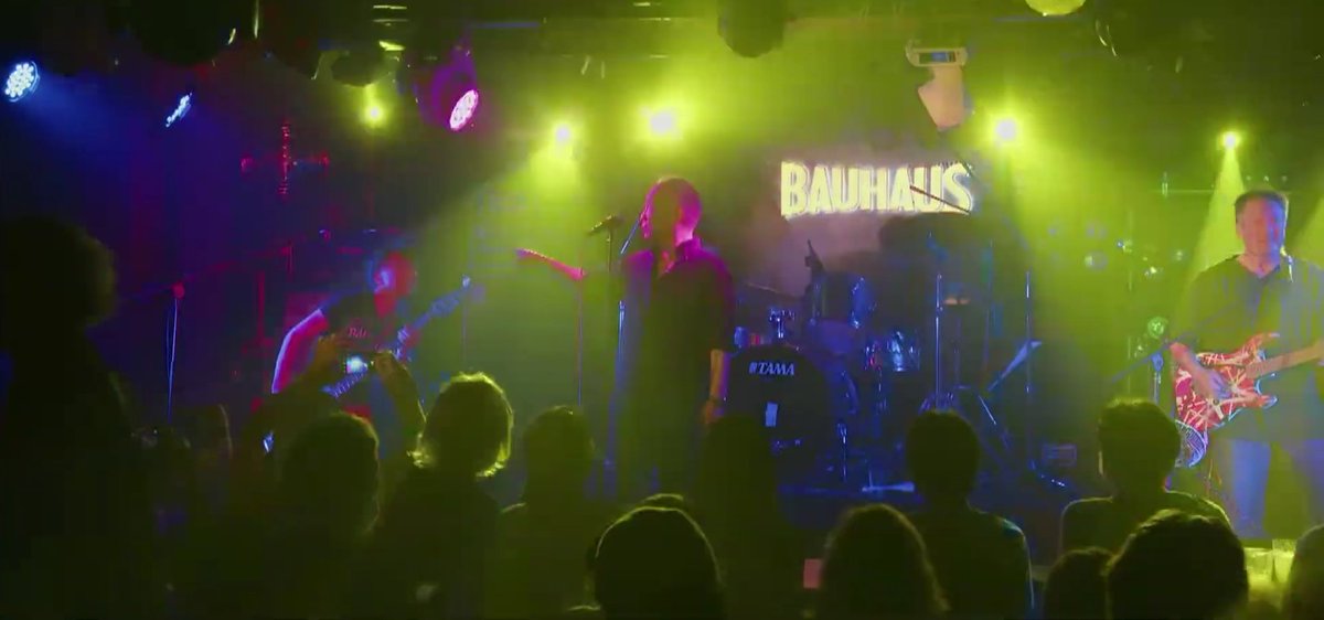 AkashiOsamu's tweet photo. 9/18
BAUHAUSのVONHALENと
KissFace!はイィ感じで終わり。
久々のVONとKissを楽しんで
頂けたかと思ってます。
BAUHAUSの皆様そして
関係者の皆様、お疲れさまでした
有難う御座いました。
#bauhaus,#kiss,#vanhalen,#vonhalen,#kissface,#lightup202x,#lightgroovy,#六本木,#japan,#港区, https://t.co/ZXKfIKfiRR