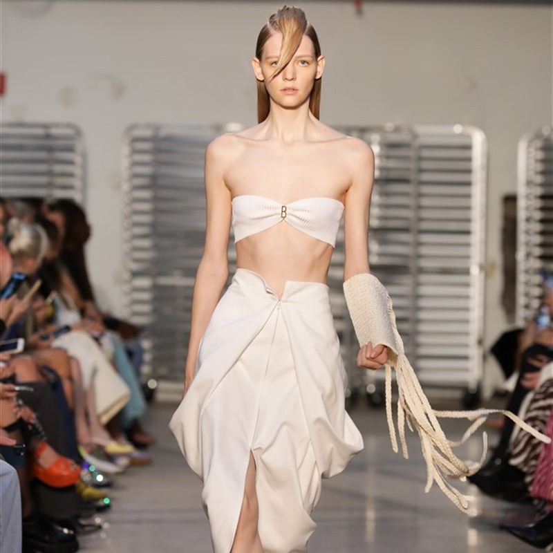 designscene's tweet photo. #SvitlanaBevza celebrates her homeland Ukraine for the #Bevza SS23 Collection #NYFW