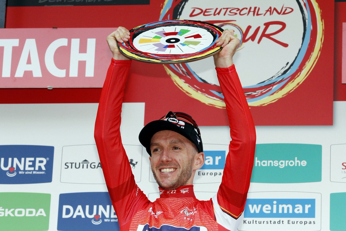 @UAE-TeamEmirates (@teamemiratesuae) on Twitter photo ✍️ We're delighted to announce the signing of <a href="/AdamYates7/">Adam Yates</a> on a three-year deal.
Welcome Adam 🇬🇧 !
Full story > uaeteamemirates.com/adam-yates-sig…
#UAETeamEmirates #WeAreUAE ✍️ We're delighted to announce the signing of <a href="/AdamYates7/">Adam Yates</a> on a three-year deal.
Welcome Adam 🇬🇧 !
Full story > uaeteamemirates.com/adam-yates-sig…
#UAETeamEmirates #WeAreUAE