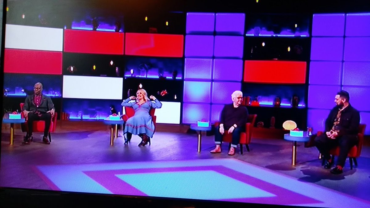 FeeFie's tweet photo. @valmcdermid @richardosman And you won #DayOne #FondueSet https://t.co/5AmJM2m7P7