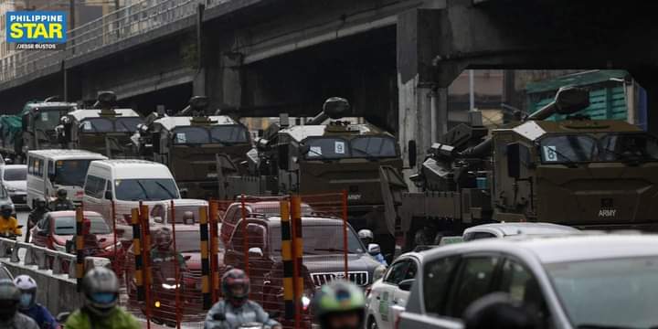 Darkstar_OSINT's tweet photo. A column of Philippine Army's Israeli-made Elbit System Soltam ATMOS 2000 155 millimeter (52 caliber) self-propelled howitzers rolling in Kamuning, EDSA in Quezon City on Tuesday.
📸: Jesse Bustos/The Philippine STAR
#Manila #EDSA #Philippines #OSINT #ElbitSystem #Military https://t.co/ZzsG6xPD7y