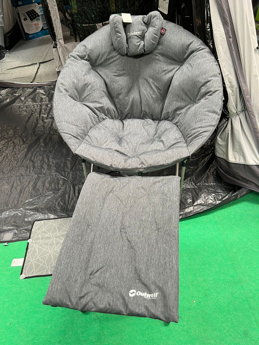 aandeleisure's tweet photo. If there is one thing I know it's chairs, and this #KentuckyLake from @Outwelltents is probably the #ComfiestChair I have ever sat on, especially with the #TrinityLake foot stool as well!! Incredible!!

Shop them here https://t.co/ewNcLim9Ke before they go out of stock again!! https://t.co/p3lmk4PlMf