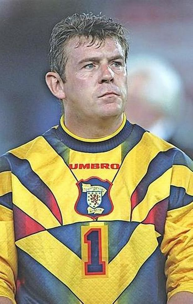 jbleasdale81's tweet photo. I’m writing an article this week on the Scotland career of Andy Goram for @FamousTartan Magazine. Looking to add the contributions of fellow Scotland fans if you’d like to share your memories of Goram during his 43 cap career #TartanArmy #AndyGoram https://t.co/0g4fn4719V