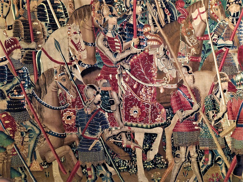 ORIENS_Cultura's tweet photo. #Tapices de #Pastrana o de Alfonso V de #Portugal: cuatro tapices gótico-flamencos que representan las conquistas del ejército portugués en África en 1471, en #Arcila y #Tánger. Están en el Museo Parroquial de Tapices de Pastrana, #Guadalajara. #Arte e #Historia #Militar https://t.co/eOYjjSsyvG