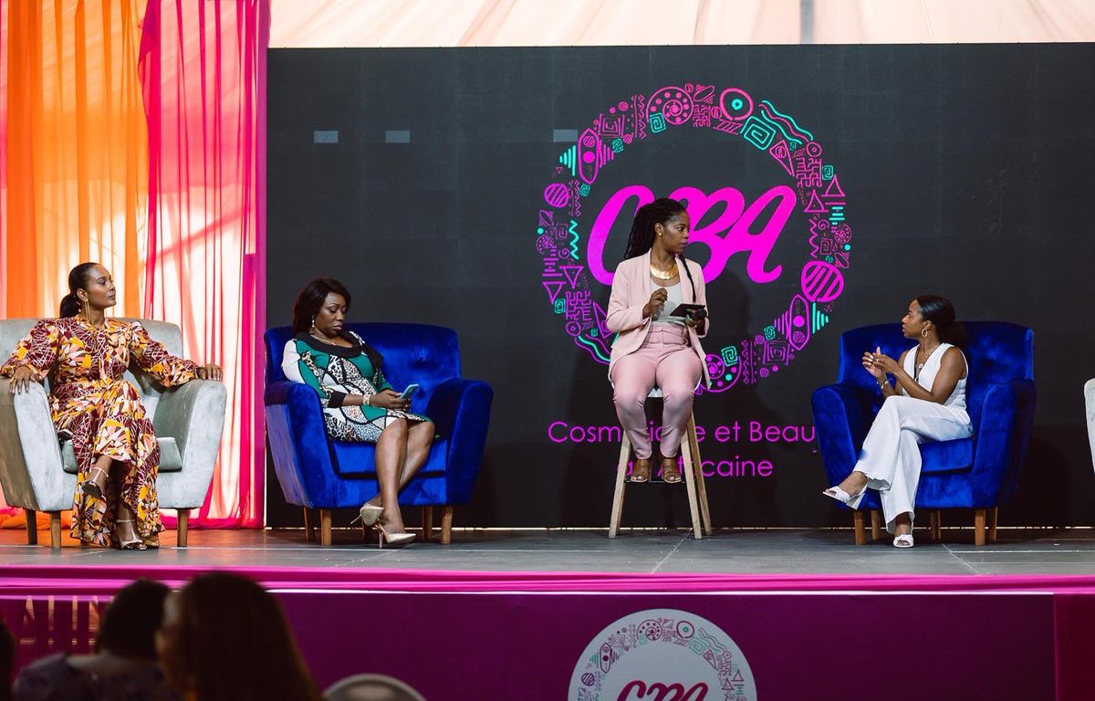 Scheenadonia's tweet photo. À l’occasion du lancement de l’application #CBAWorld à #Kinshasa par Malu Makwengue, ma première intervention au salon de la beauté et du cosmétique africain portait sur l’histoire de la beauté chez nous.
#RDC #rdcongo https://t.co/gQXMonBsyZ