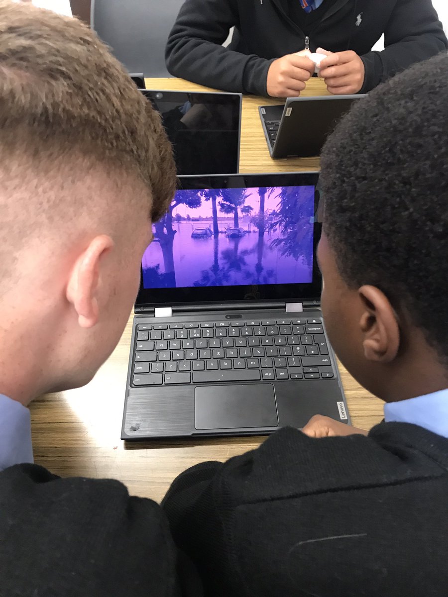 MarksGREENTEAM's tweet photo. A wonderfully interactive lesson from @climatesmart_ie this morning with our @MarksGREENTEAM and TY group! #climatesmart #ClimateEmergency #ClimateAction Massive thanks Steph and Lydia! https://t.co/dVKmzWJYty