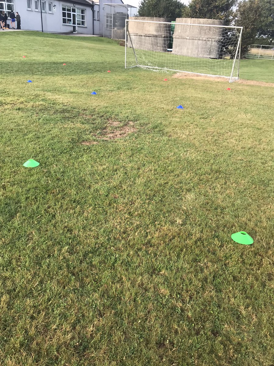 philipconnors02's tweet photo. Schools coaching back in @Rathgarogue_NS today on behalf of @RathCushGAA.
Football and Fundamental Movement focus today to start another school year. @wexgaacoaching https://t.co/2dSj8yQIYj