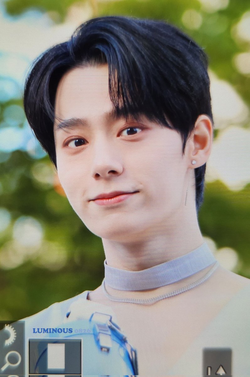 luminous0826's tweet photo. 220920

#환웅 #HWANWOONG #원어스 #ONEUS #ファヌン https://t.co/EpkKiT4g8J
