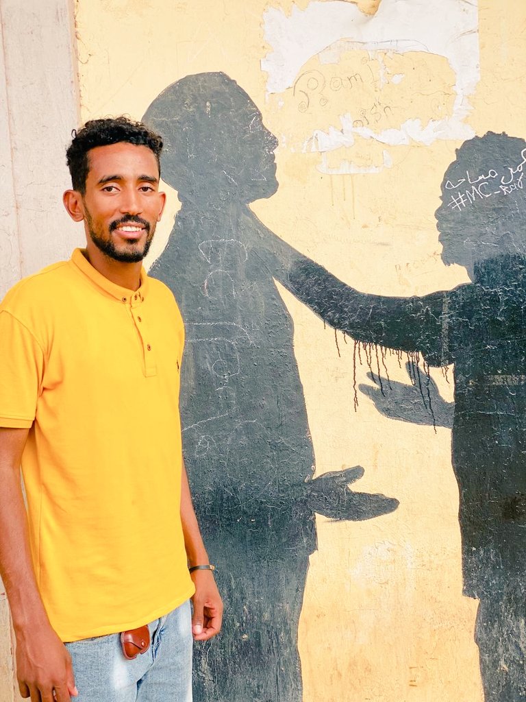 Aldowali0's tweet photo. اصفر💛💛🔥 https://t.co/4ATEEqo7kg