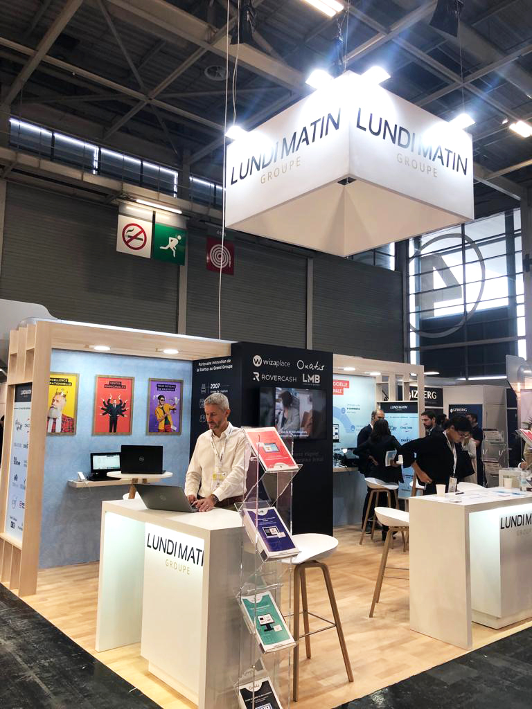 Rover_Cash's tweet photo. [@PRWOfficial  - Jour 1] 

Coup d'envoi de l'événement incontournable du #commerce connecté et du #ecommerce. 

Toute la team @LUNDI_MATIN vous attend pour vous faire découvrir RoverCash et échanger sur vos projets de digitalisation de vos points de vente ! 

#PRW2022 #retail https://t.co/EZx8AjWdB6