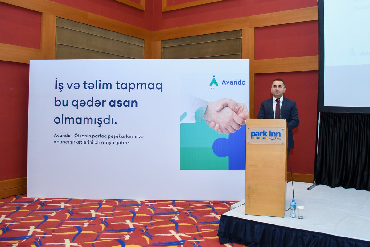 TIFAzerbaijan's tweet photo. 19 sentyabr tarixində işəgötürənlərlə işaxtaranlar arasında körpü funksiyasını yerinə yetirəcək həmçinin məzunlar üçün məlumat mənbəyi olan https://t.co/N2o5GGzx9S portalının təqdimat mərasimi keçirilib.
Ətraflı: https://t.co/xituRpwgW8
#PeşəTəhsili #KaryeraPlanlaması #Avando https://t.co/GyaVnh14rm