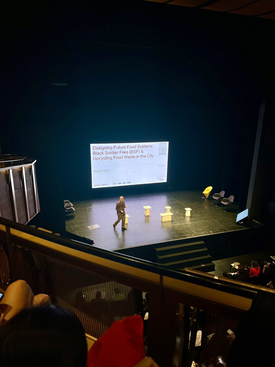 vroniranner's tweet photo. Designing #foodfuture #systems more sustainable — 30% SGs food needs to be produced locally, yet 40% food is wasted. Introducing … the #blacksoldierfly — fantastic insights shared by @_StephenCairns https://t.co/p0W31107Rc