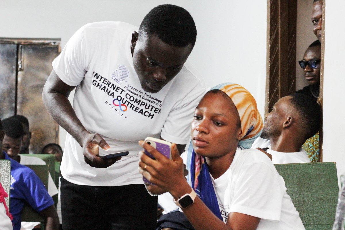 cteil_gh's tweet photo. Hi #DFINITY community!Ghana Dfinity team had yet another great event on Friday at the Tamale School of Journalism where we Educated the students and lecturers about blockchain, the ICP ecosystem and the opportunities available😊@ICPSquad @DFINITYDev  @herbertyang @BitcoinBros26 https://t.co/b7uEKPFy3D