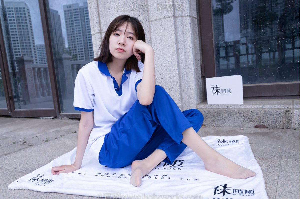 lybly3's tweet photo. 袜啵啵 #小甜豆 #丝袜美女 #恋足 #丝袜足 #丝袜足交 #丝袜恋足 #丝袜美腿 #恋足癖 #足交 #写真 袜啵啵1-90期打包带走 https://t.co/B8XIJkdjPt