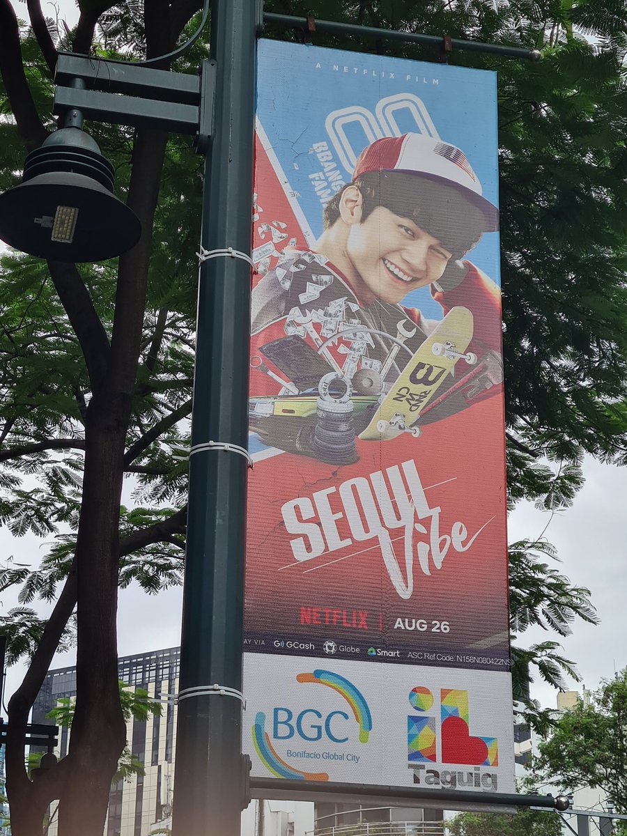 jinides's tweet photo. πSt. Luke's BGC
#Drivebackto1988
#μΉμ±μ° #OngSeongwu #μμΈλμμ #SeoulVibe https://t.co/7X8VQYJrDQ