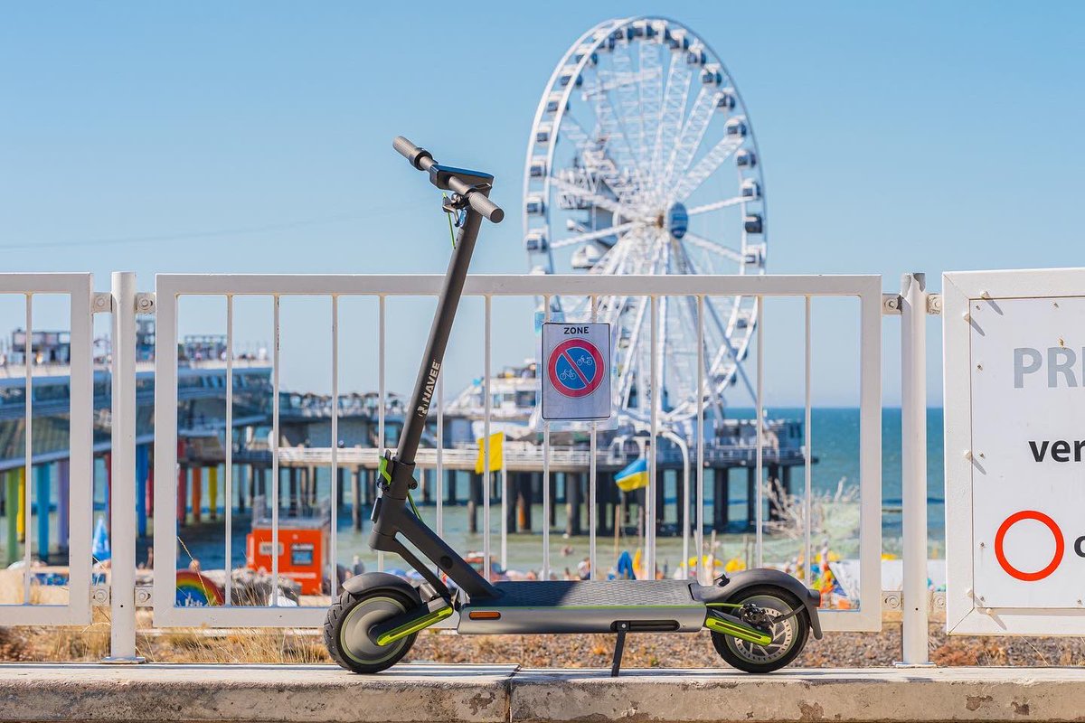 navee_tech's tweet photo. Spotted: Scheveningen, Netherlands
Have a day trip to the beach.
#naveetech #naveeescooter #naveetime #escooter #electricscooter #scooter #bicycle #ride #cycling #cyclinglife https://t.co/iEnB8cz2cn
