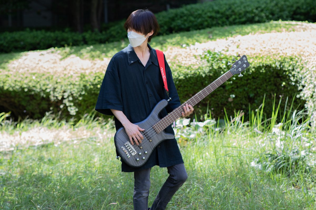 NOAHEBISU's tweet photo. 【#機材情報 】
Warwick GT STREAMER LX
¥220-/h

#弾いてみた #演奏してみた #音楽好きな人と繋がりたい #bass #warwick #ワーウィック #5弦ベース #ベース女子 #ベース男子 #bassgirl #bassboy https://t.co/HkgkaZqWEq