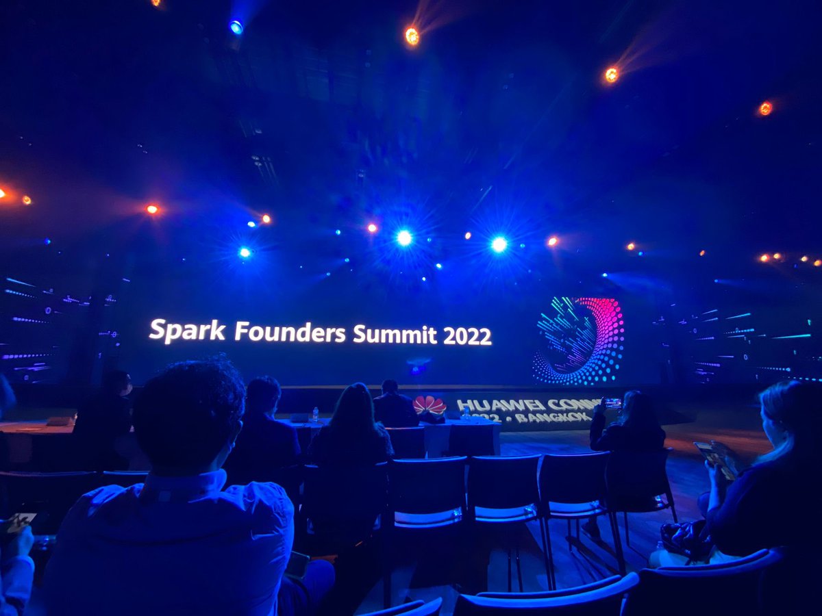 morpheuslabs_io's tweet image. Guess what, our #Business Development Manager, Aaron, is representing #MorpheusLabs in #Bangkok, #Thailand for the:

UNLEASH DIGITAL 
#HUAWEI CONNECT 2022 ..

.. as an invited attendee. Alongside many international dignitaries, major #brands &amp;amp; VCs. 

#Foundation matters 🦾