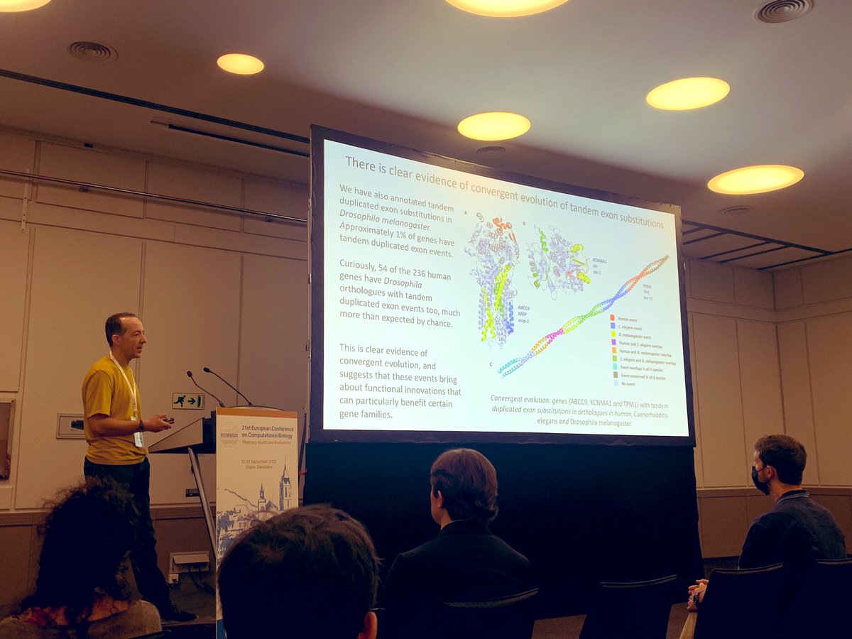 “Most alternative tandem duplicated exons are ancient, more expressed, more tissue specific and enriched in pathogenical variants”. Awesome talk by @MichaelTress during the second day of #ECCB2022 
👇🏽