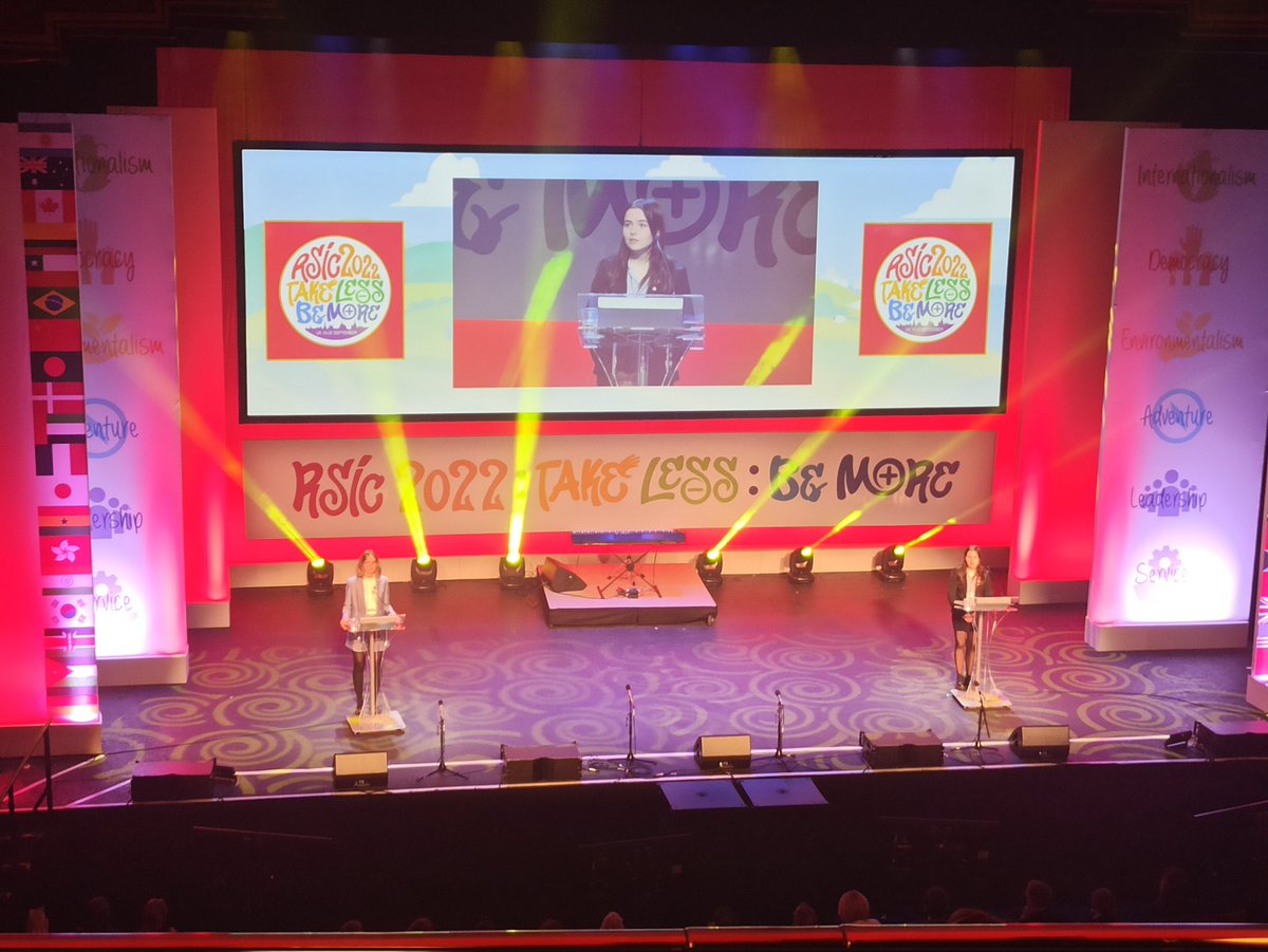 FelstedRoundSq's tweet photo. Excellent job from Shesh and Danielle today at the Opening Ceremony of the @r0undsquare conference!!!  #felstedfun https://t.co/JhTUCBSpV1