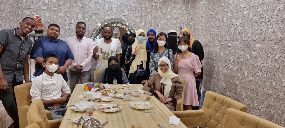 SchoolRefugees's tweet photo. Had an appreciation dinner for our volunteers. We acknowledge their sacrifice for the betterment of our school.   This is a testimony of leadership through volunteering and community service that Save School nurtures in it's students. Indeed, we learn to serve
@lisaditejeda https://t.co/TlcrE5QSbw