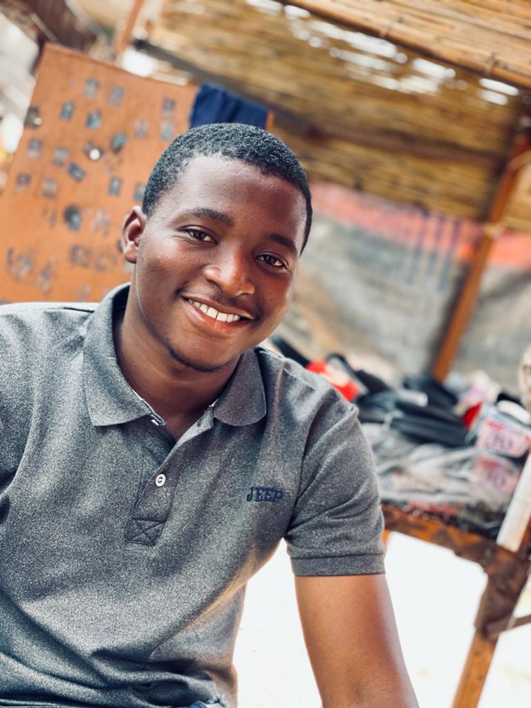 AddiSualah's tweet photo. Tuesday is for smile 🥰💕

#Alhamdulillah https://t.co/ACAACbecVj