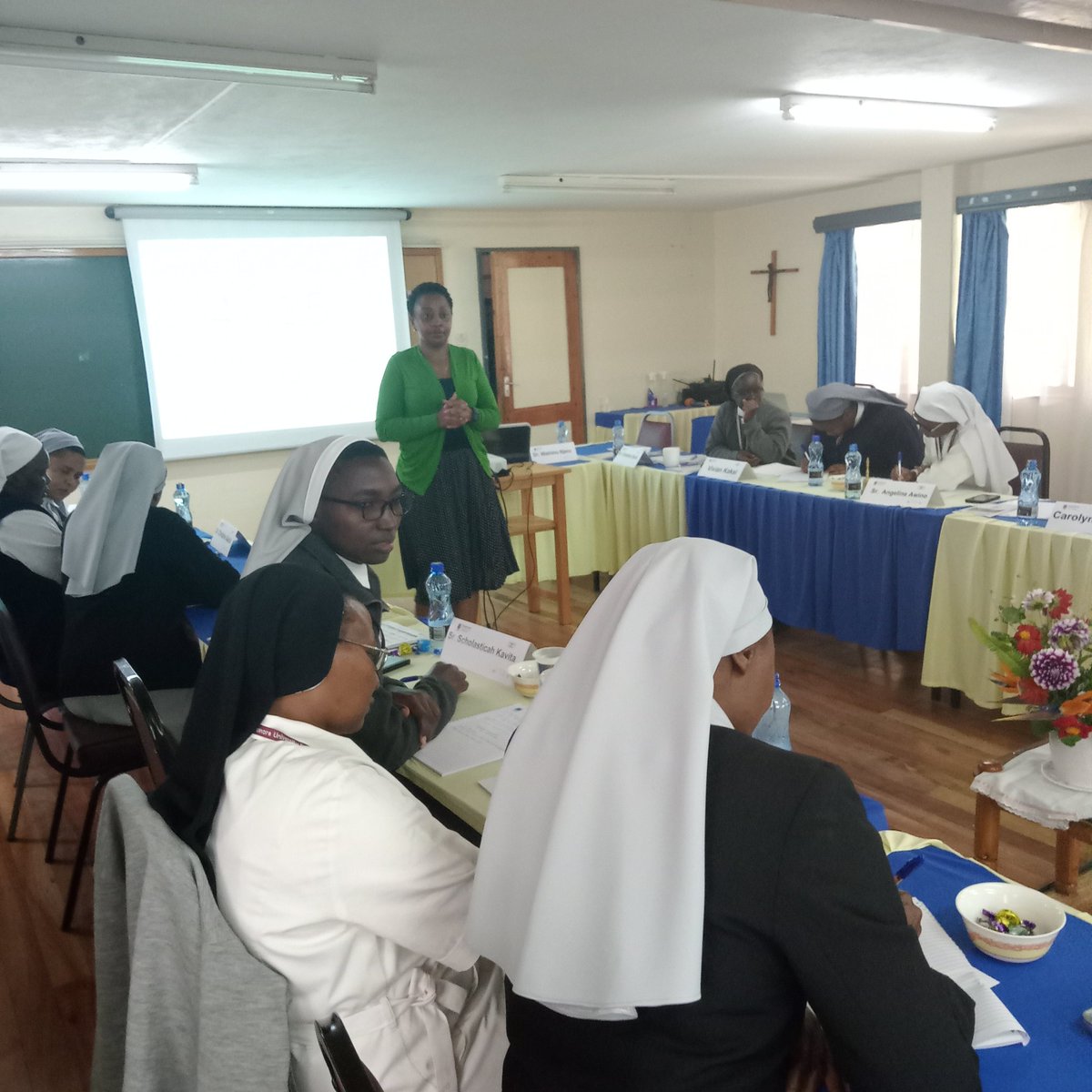 ACWECAINTL's tweet photo. " If you think communication is expensive, try not to understand it" Dr. Wairumu of @StrathU training on stakeholder engagement. #SBVP https://t.co/rZmS6BTKlg