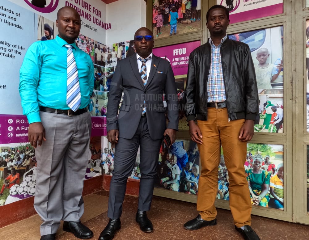 ffouganda's tweet photo. A Future For Orphans Uganda CEO, Mr. Katende Robonette with partners from Buvuma Island after a meeting on how best they can take care of over 100 vulnerable children in their care so as they can have a good and bright future.
#AFFOU
#GiveLittleSaveMany https://t.co/7gE1gCPDWT