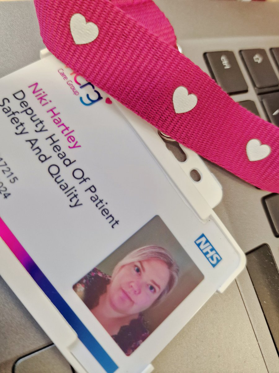 I've got a badge! It must be official now.... so excited being able to support all inpatient and community teams. Quality and safety go hand in hand! Putting servixe user experience at the very heart ❤️ #Quality #patientsafety #serviceuserexperience