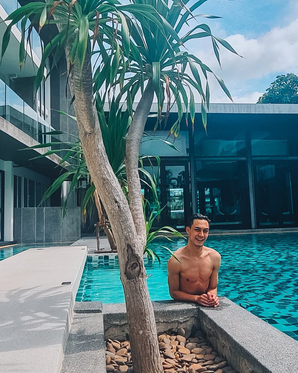 MensoAustin's tweet photo. Thailand was a blast #gay #gayboy #travel https://t.co/Y2oC7iUf29