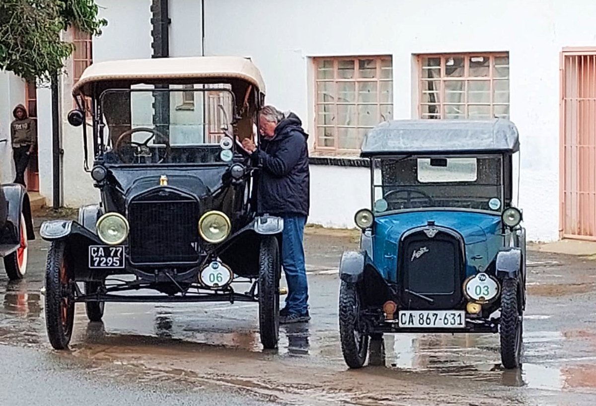 wbmk's tweet photo. The 1916 Model T Ford of Greg and Louise Björgman and 1926 Austin Chummy of Graeme Wares and Dave Malan on the TWK Agri 2022 SAVVA National at Gariep Dam https://t.co/0tAF7B0BWG