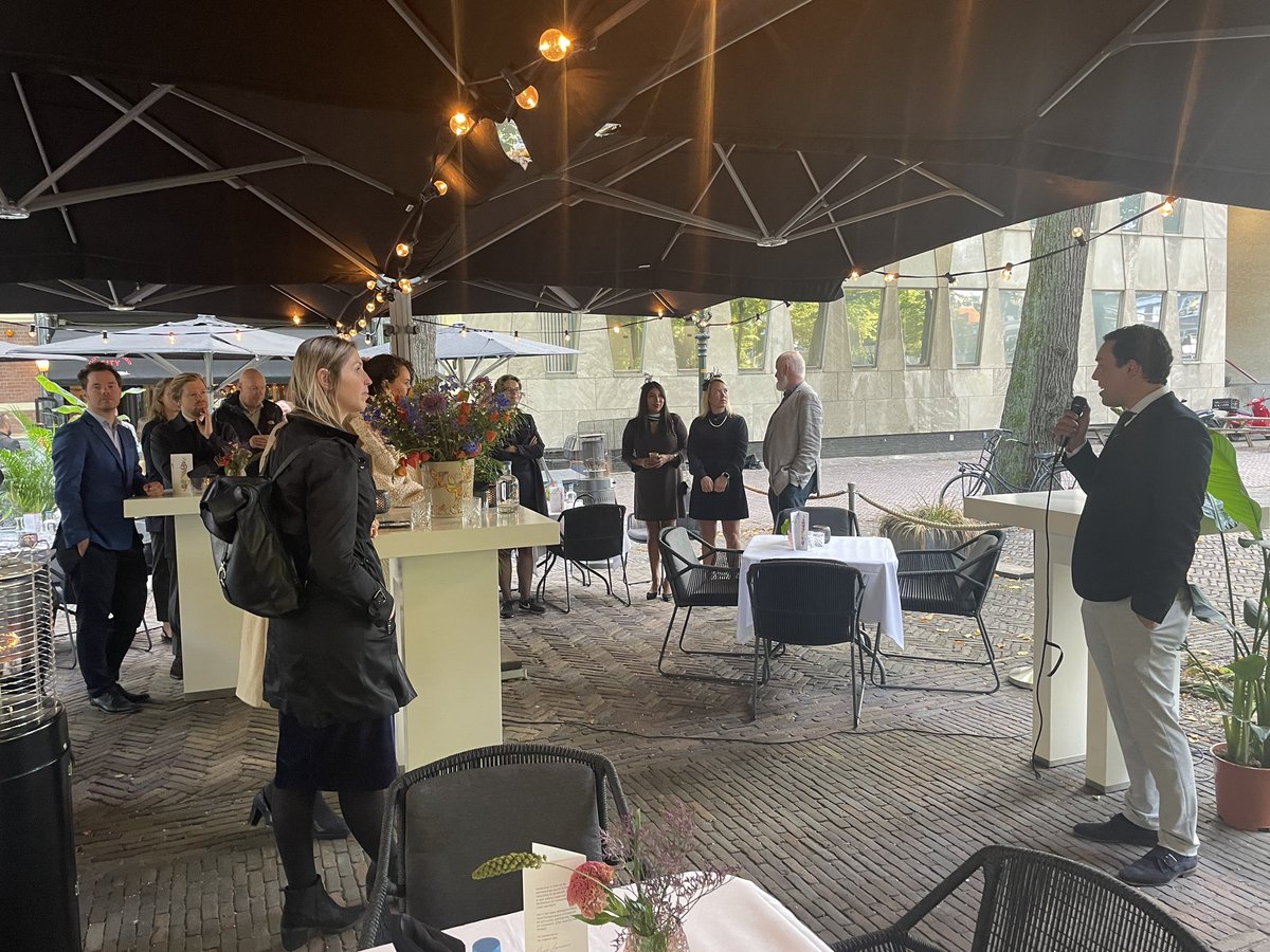 Prachtige start van Prinsjesdag: het <a href="/PlantumNL/">Plantum</a> Prins Heerlijke Plantenontbijt. Collega Lotfi vertelt over onze snack tomaatjes en paprika’s om consumenten te verleiden gezonder te eten en #voedselverspilling tegen te gaan #veredeling #duurzaamheid #prinsjesdag2022 <a href="/Syngenta_BNL/">Syngenta Benelux</a>