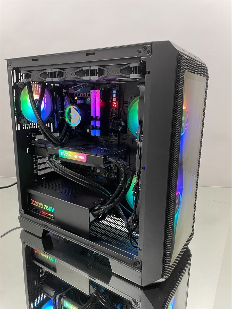 ThermaltakeInc's tweet photo. ๐View 300 MX!!!
There are two pre-installed 200mm ARGB PWM fans at the front, and you can install a 360mm AIO CPU cooler at the top. Also, you may place a 360mm AIO GPU cooler at the front for better cooling result.
Black: https://t.co/F2mHcz1vVB
#View300MX #dual360AIO https://t.co/rND8eU6G0z