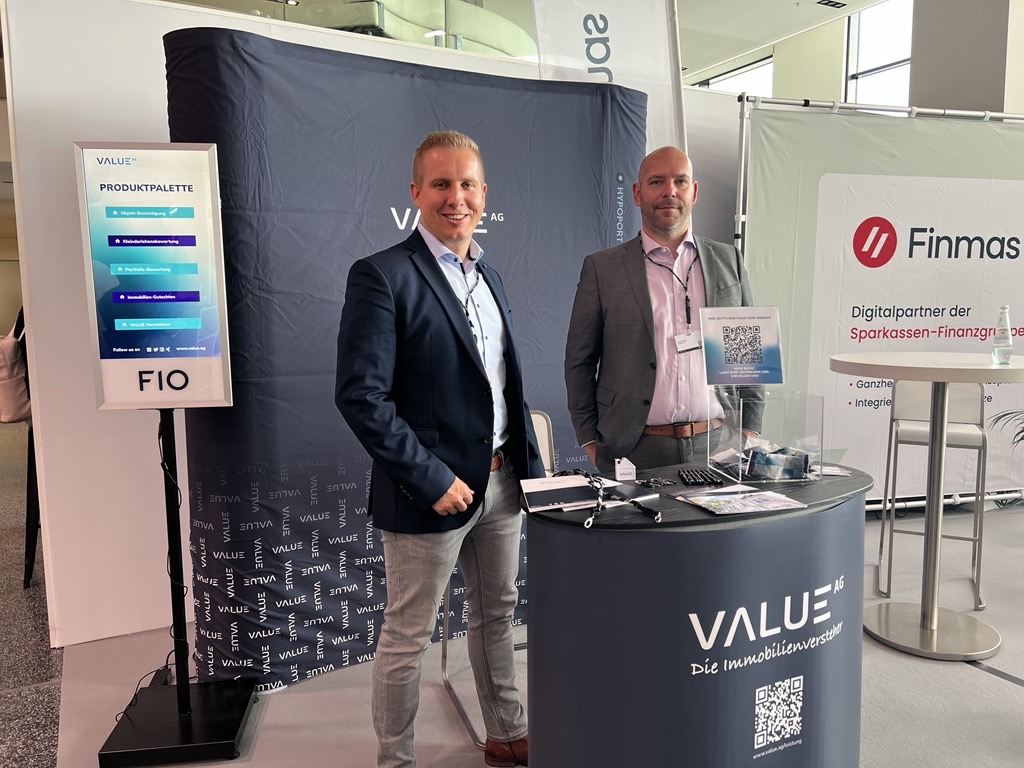 Value AG ist die nächsten Tage auf dem <a href="/SCOPE_Festival/">SCOPE_BusinessFestival</a> vor Ort. Unsere Key-Account Manager freuen sich über einen Besuch am Stand A3 neben unseren Kolleg:innen von Finmas uns Fio! #immobilienbranche #immobilienbewertung #messebesuch