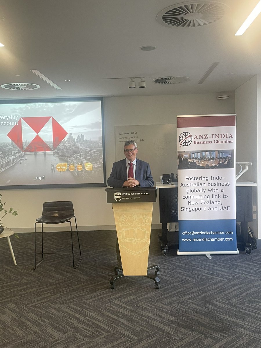 DrPMDavidson's tweet image. Great discussion of #Indian #Australian relationships @UOW #SydneyBusinessSchool @Alex_Frino @ColinPicker