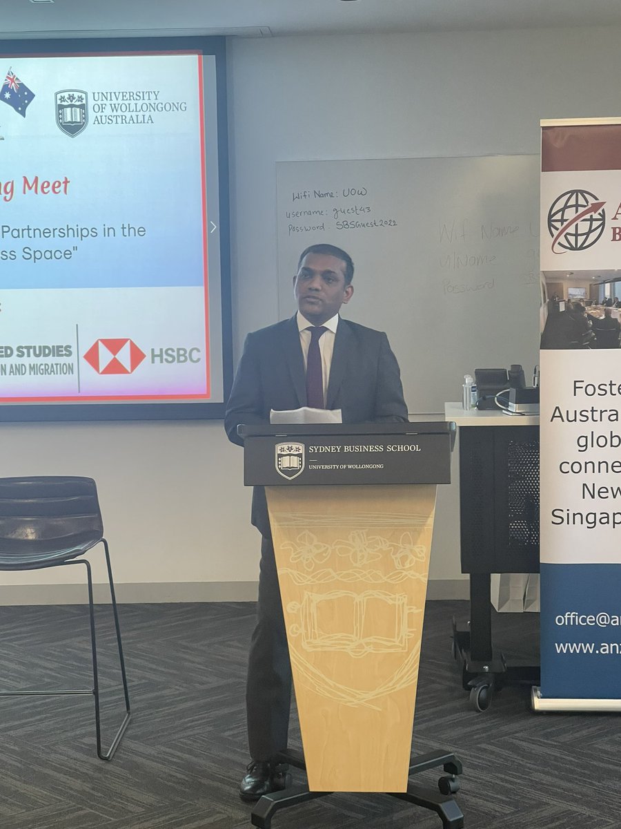 DrPMDavidson's tweet image. Great discussion of #Indian #Australian relationships @UOW #SydneyBusinessSchool @Alex_Frino @ColinPicker