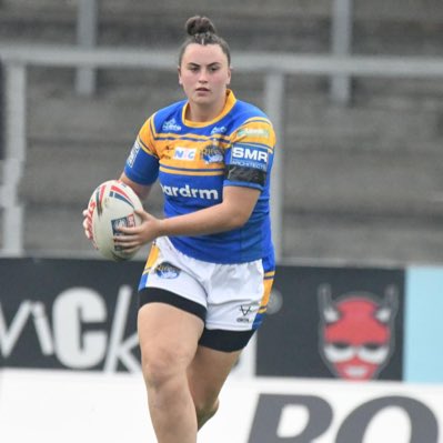 #NewProfilePic throwback to having two working legs🤒